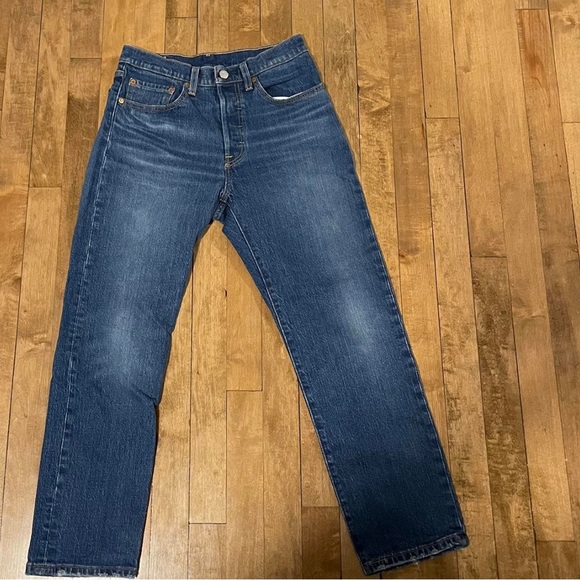 Levi's High Rise Blue Jeans Classic Denim - Picture 3 of 7